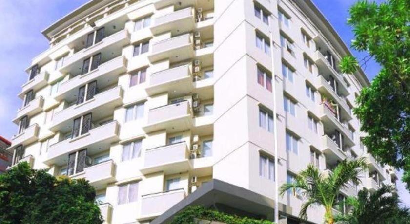 Hotel Golden Sky Pluit Jakarta Kültér fotó