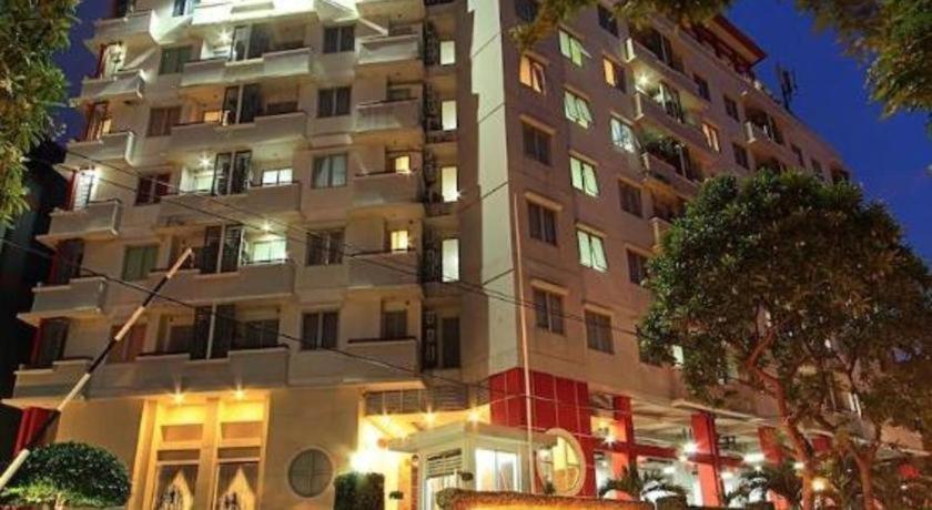 Hotel Golden Sky Pluit Jakarta Kültér fotó