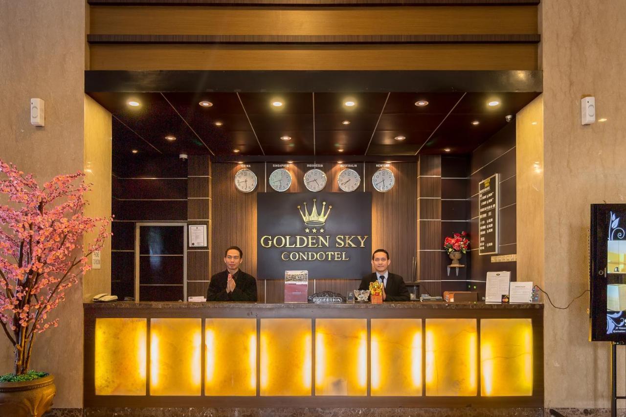 Hotel Golden Sky Pluit Jakarta Kültér fotó